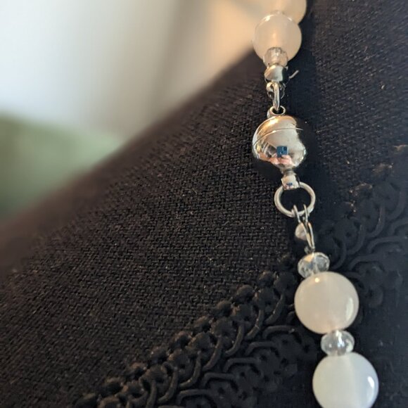 vintage Aurora Borealis rhinestone and crystal bead necklace other signs of use. - Picture 5 of 10